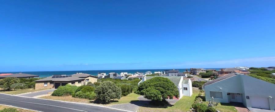 5 Bedroom Property for Sale in Kleinbaai Western Cape